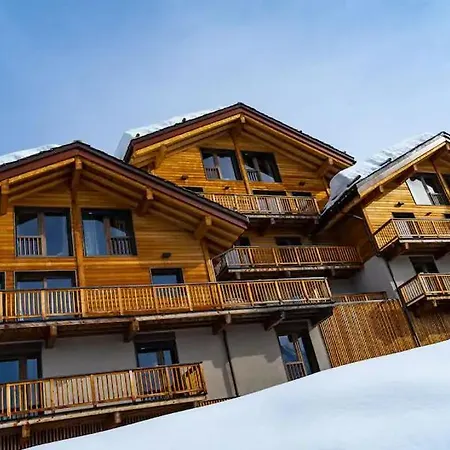 Aparthotel Résidence Carlina By Les Etincelles 4*