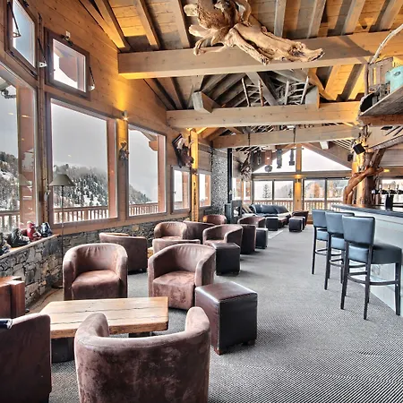 Aparthotel Carlina By Les Etincelles