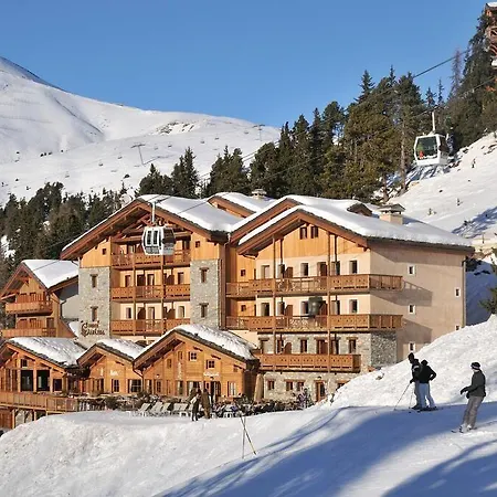Carlina By Les Etincelles Aparthotel 4*